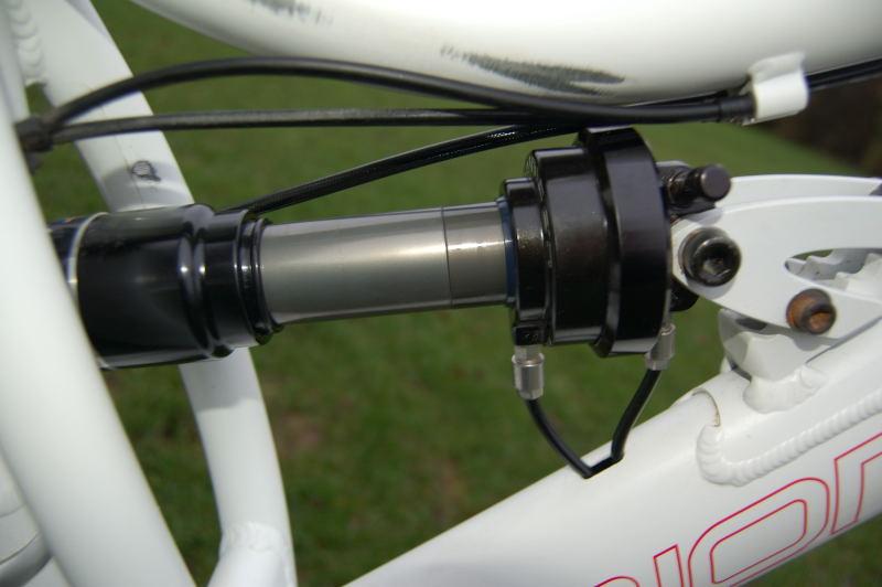 Extended shock in uphill mode