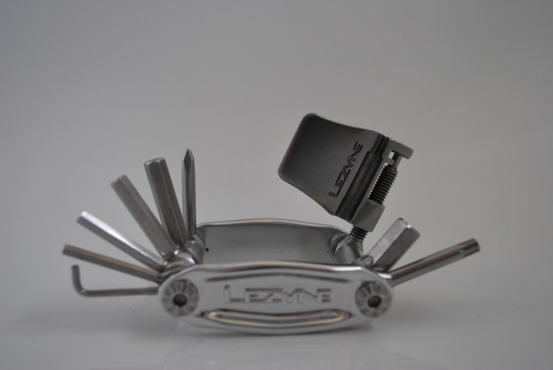 Weight: 115g