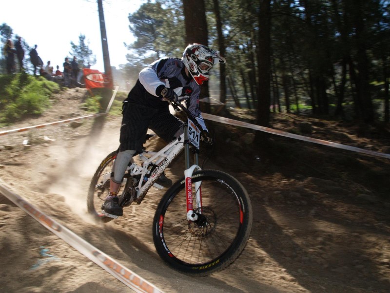 Jess racing the Maxxis cup and securing the title in 2009