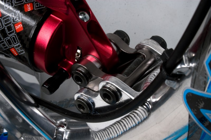 Adjustable shock mount