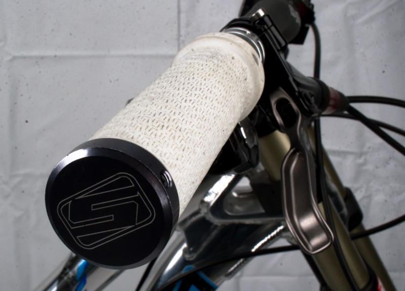 Sunline lock-on grips - already not white
