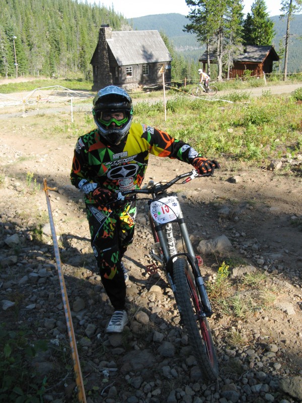 Intense/Crankbrothers Factory's Bryn Atkinson opted to hike the track for warm ups, oddly this is the last time I see Bryn all day.