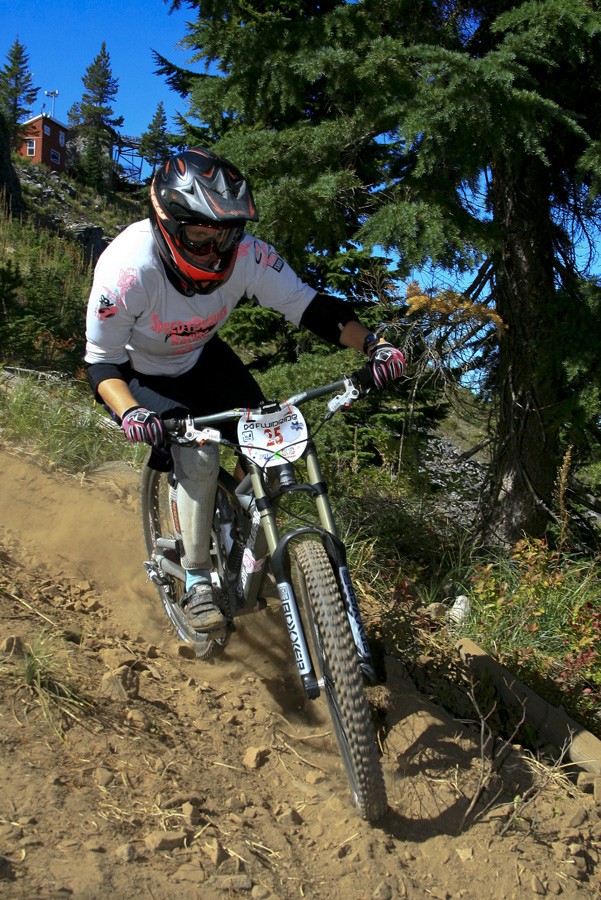 Speedy Beaver's Dawn Fiddler on her way to claiming her first Pro Women's FR Cup Overall Championship title. Good Job Dawn!