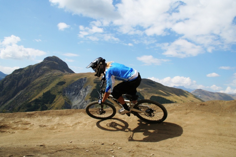 Terri-Anne shredding a scenic berm