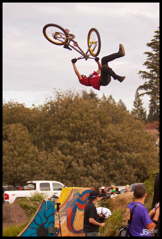 Fogel doing a perfect flipwhip to pedals!