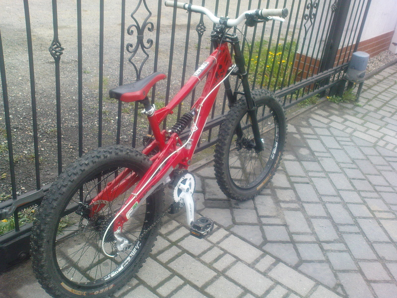 http://ap1.pinkbike.org/p4pb5032234/p4pb5032234.jpg