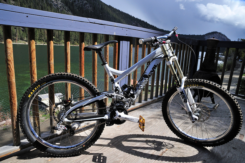 PerformX Downhill Team's race rig - the Evil Revolt featuring Spank Industries and SRAM/Rockshox forks. The Revolts will soon be running the new Elka rear shocks.