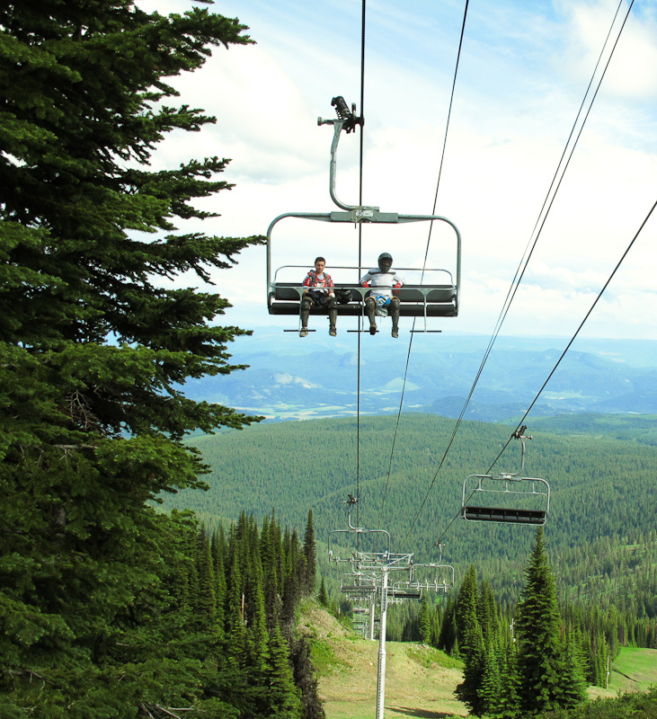 1600 feet up in under 8 minutes on the 6 seater Comet Express