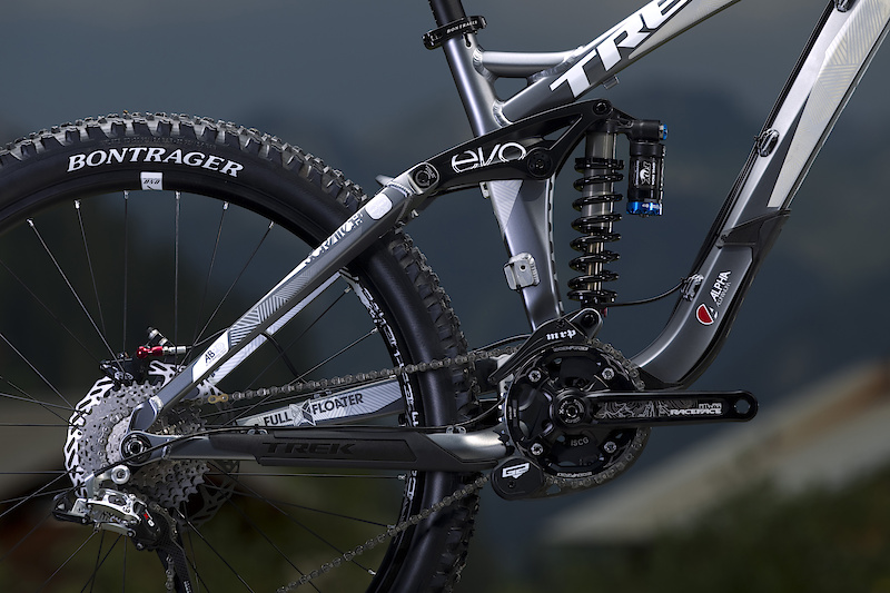 The Scratch 9 and 8 are coil sprung and come fitted with chain guides - Park rats rejoice.