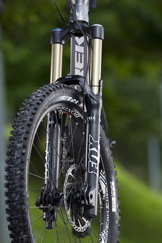 Fox's new 180 mm travel 36 handles front suspension duties