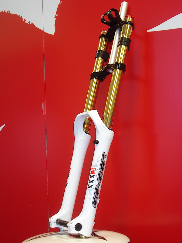 Prototype works Marzocchi fork with some internal magic and Ti-Nitrate stanchion tubes
