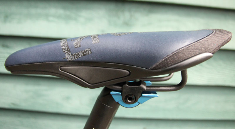 The Giant's interesting Fi'zi:k saddle