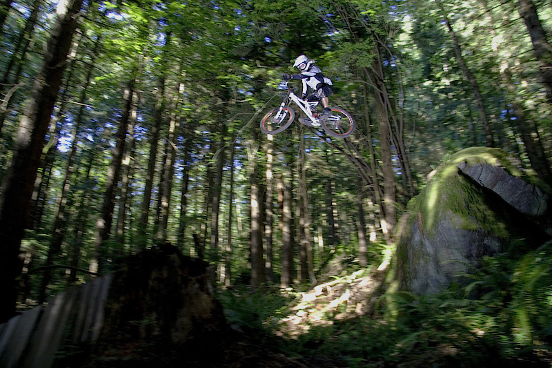 On testing, the bike landed to flat on this big step down, without batting an eyelash. Steel can be forgiving.