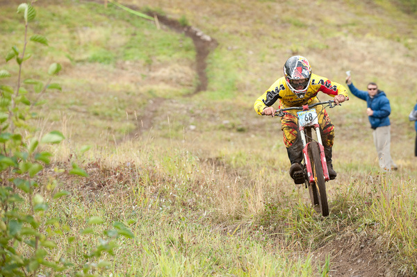 Lama Cycles Rider keeping speed into the pedal section