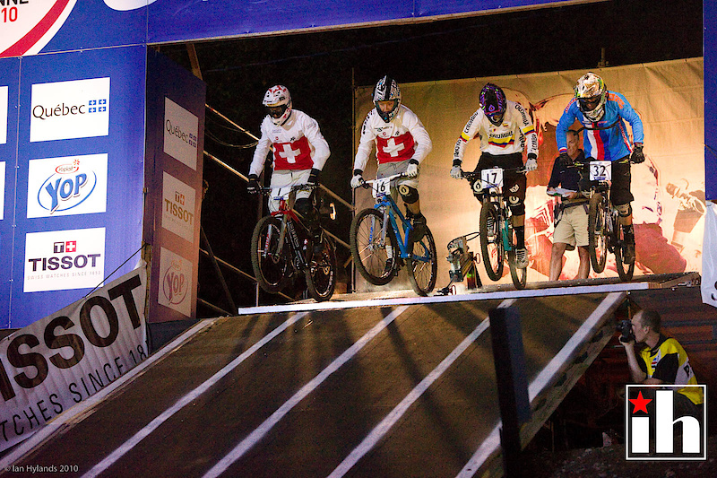Start gate, early on in the event, mens 1/8 final
