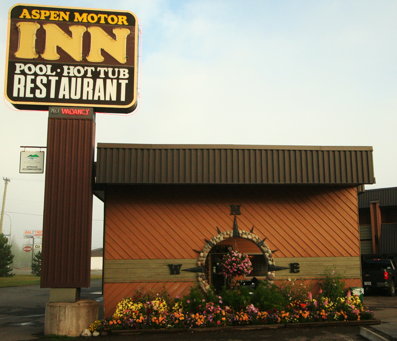 Aspen Motor Inn