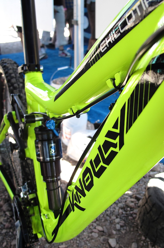 I'm usually not a fan of bright bikes, but this Chilcotin was stunning in person, as were the graphics. Just out of view is the bike's built in cable routing for a telescoping post, something that is surely to be found on many of these bikes.