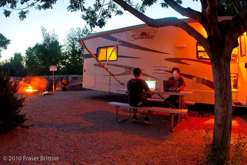 My office and home for the week. Not going to lie, the inside of this camper is going to smell pretty damn nasty by the time I move out. The owners may as well douse the Sunseeker in gas and throw a match on it.