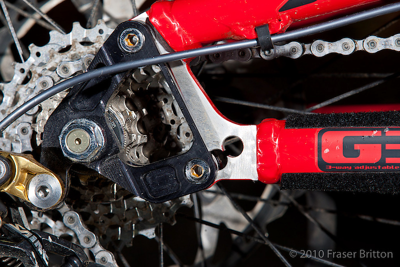 Last but certainly not least, is the G3 dropout system. These non-symmetrical dropouts allow you to fine tune your chainstay length, as well as make slight adjustments to the bottom bracket height and head angle. The G3 dropout is an extremely elegant solution. Held together by two standard chainring bolts, you can move the dropouts in unison to change your stay length in .25