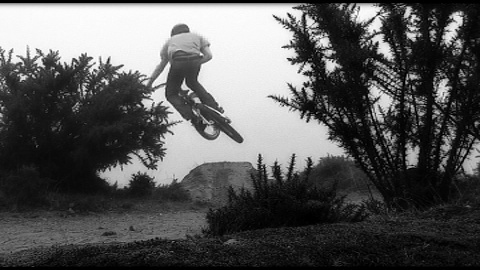 It was a foggy day which meant we couldn't really capture the scenery, but it added to the atmosphere. I built a little kicker onto a natural landing, but due to it being so wet and having a flat run up, only Chris Hoy would have had the leg power to generate enough speed for some decent air time so we moved on.