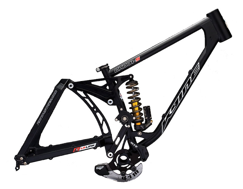 The K9 DH001-S. Certainly different looking from the swoopy lines and hydro-formed tubes that you'll find on many of the latest downhill weapons, but is that going to be a factor for you? Should it be?