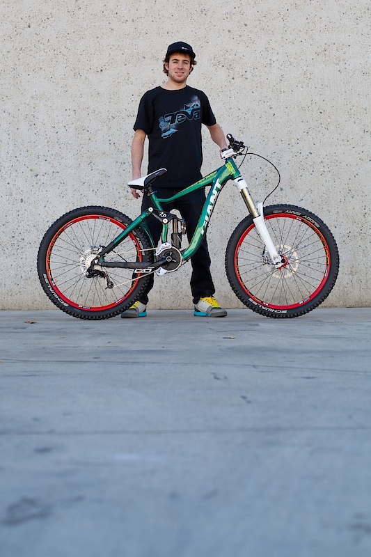 Kurt Sorge dialing in his 2011 Giant Faith at Giant USA headquarters in Newbury Park, California.