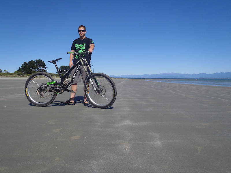 Drew with his 2011 Devinci Wilson