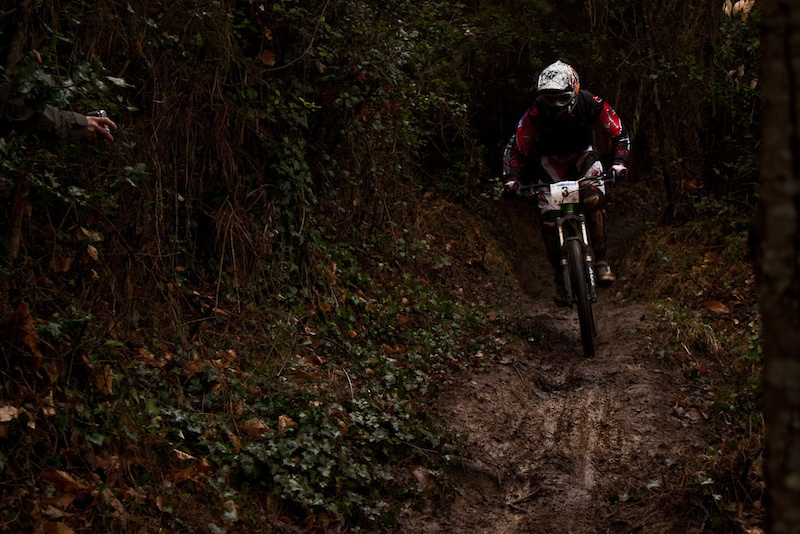 Andrea Gamenara taking on Il Bruciato's mud