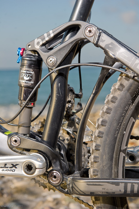 Giant's Maestro suspension consists of two short links that create a virtual pivot in a place where it wouldn't be possible to position it with a more conventional design. Virtual pivot designs are not a new thing, but it is important to remember how small changes in pivot locations can greatly effect how the bike rides - just because it resembles another design does not mean that it will ride exactly the same.