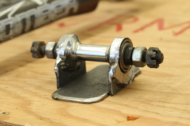 Front Ski Interface/Pivots