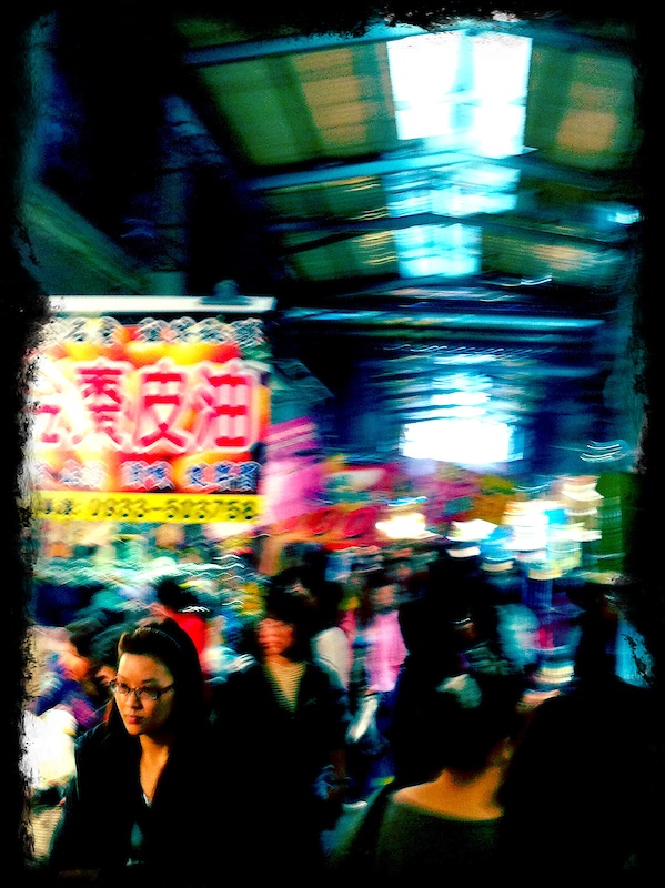 We made a visit to one of the massive night markets in town in order to sample some cuisine that we may otherwise have not come across, including chicken feet and other delicacies. The most popular food? Probably the stinky tofu, who had massive lineups of people waiting to get their own block of smelly goodness. You can literally smell the stuff from fifty feet away, although it is supposed to be delicious.