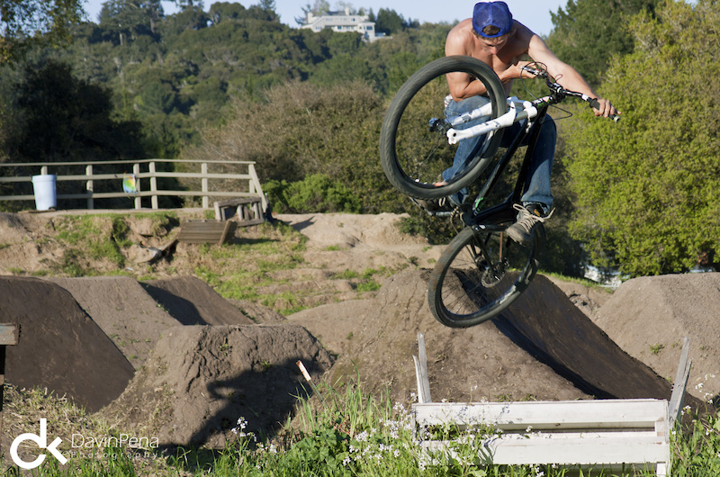 Not one to sit and watch, Cob joins in on the ghetto-ramp party.