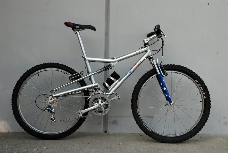 Mantis Pro Floater - circa 1992 