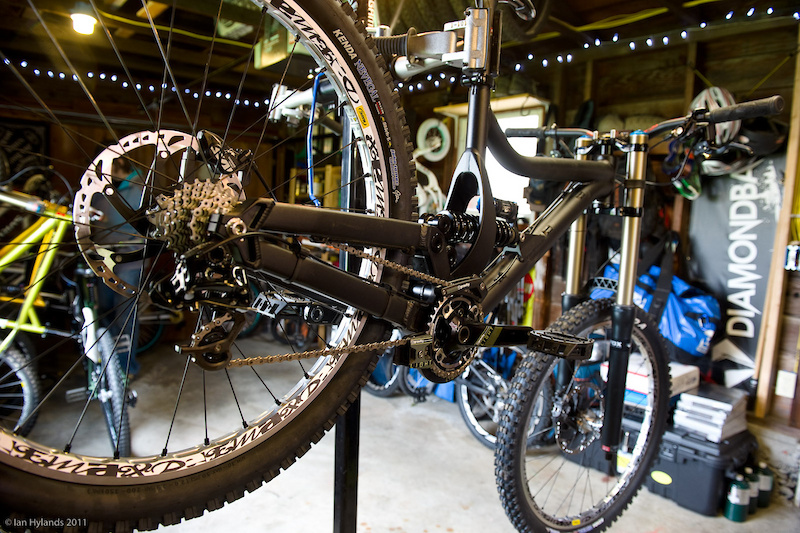 Diamondback isn't shy about stating that they are aiming to put together a full-on downhill race bike for those looking to go from point A to point B as fast as possible. With that in mind, they are focusing on the two main attributes of any successful race bike: sorted geometry and suspension that is tuned to tackle tracks at race speed. This first generation prototype is likely to see many changes by the time version two is released, including different tube shapes and revised geometry. Diamondback isn't sure how many different test mules it will take before they are happy, but they are more concerned about making the bike a winner than making it available to the public anytime soon. It is likely to be a 2013 model when the time does come.