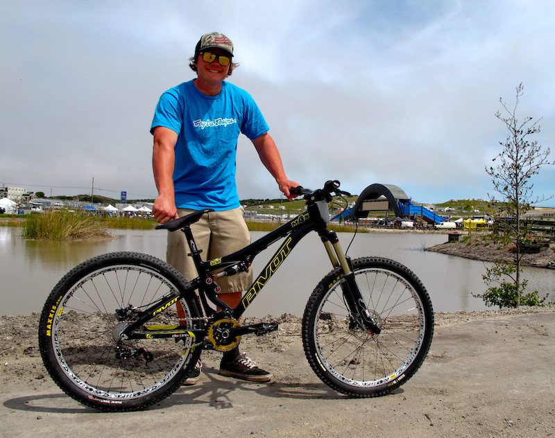 Kyle Strait poses with his new Pivot M4X gate racer.