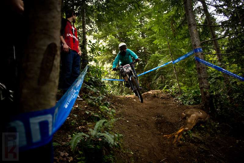Jaime Rees about to hit the step down
