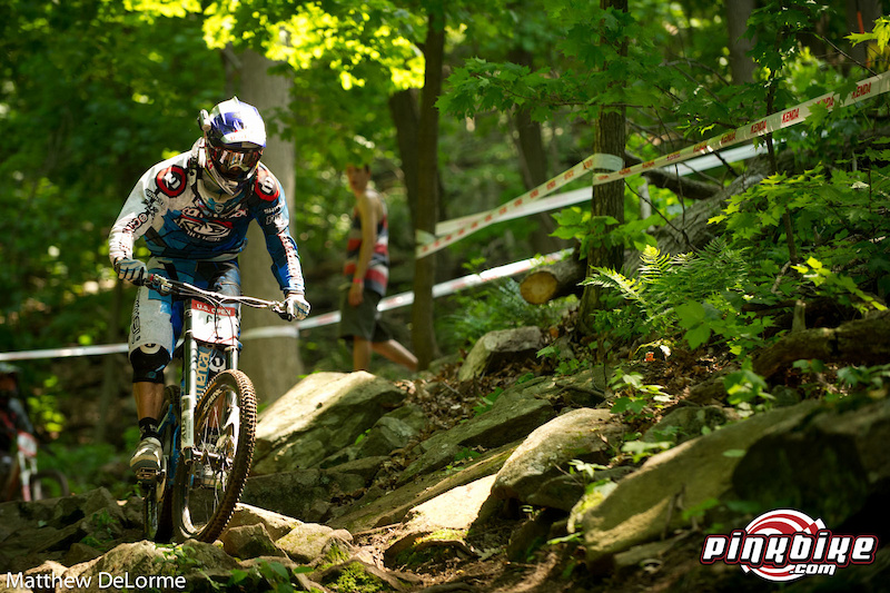 Gee Atherton did an early morning practice run at the US Open with this prototype inverted Fox fork bolted to the front of his Commencal. While Fox was tight lipped about the fork, being sure to emphasize that it is still quite a ways from being a production unit (<i>if ever</i>), they were kind enough to share some interesting information with us.<br><br>- While the fork is currently without a name, it is part of Fox's Racing Application Development (<i>RAD</i>) program that, as the name suggests, consists of products developed specifically for competition. There are about 15 different projects that currently fall under the RAD program umbrella .<br><br>- Fox is keeping mum on whether or not they plan to produce an inverted fork for the public, but Pinkbike is willing to say that that must surely be the goal down the road.<br><br>- Fox has actually been testing an inverted chassis for well over a year now, possibly much longer than that even.<br><br>- Word from Fox is that there are perhaps a dozen examples of this prototype inverted fork currently in different stages of testing<br><br>- Fox is evaluating many different spring combinations, including both air and coil, as well as a coil sprung and air assisted unit.<br><br>- They were not willing to comment on the damping internals being used, which most likely means that you won't find a standard FIT RC2 cartridge inside of Gee's fork.
