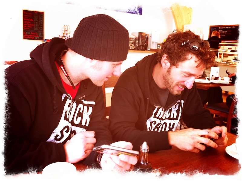 Traveling for weeks at a time can run a person down. Thankfully, we now have technology to keep us amused. Blackbox Technician John Cancellier and SRAM's caffeine addict Evan Warner go to town with their iPhones over breakfast. Mad Skills MX anyone? 
