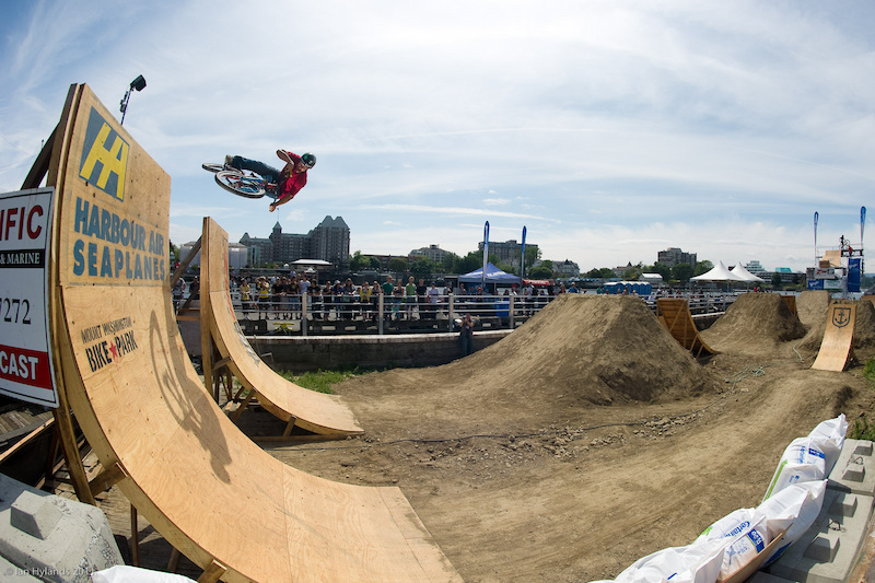 Jamie Goldman gaps the quarter to quarter at the end of the barge... Jump Ship in Victoria BC