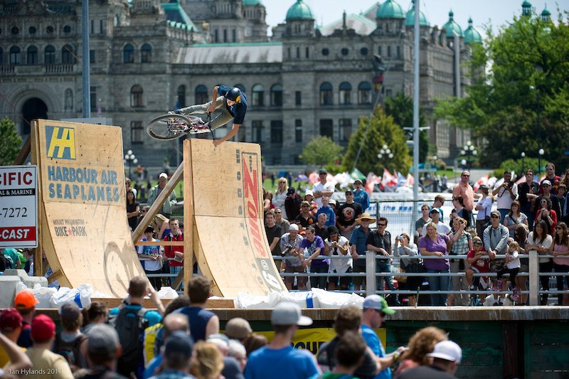 The event was in an incredibly scenic location and thousands of spectators showed up to watch. Brandon Semenuk over the channel in front of the Parliament buildings...