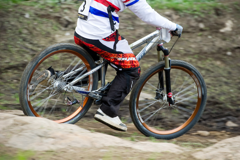 Katy Curd s rear derailleur was less than happy about meeting Fionn...