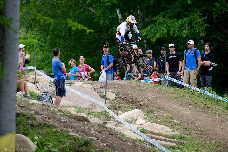 Aaron Gwin wins the Mont Sainte Anne DH