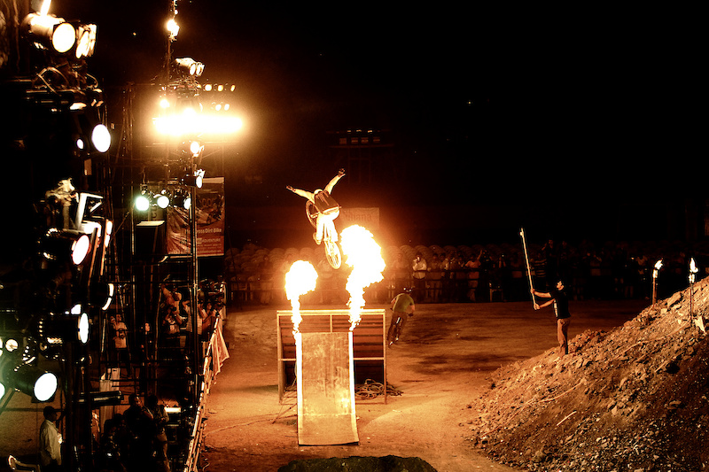 14th-15th May 2011. http www.kingdomofstunts.com 