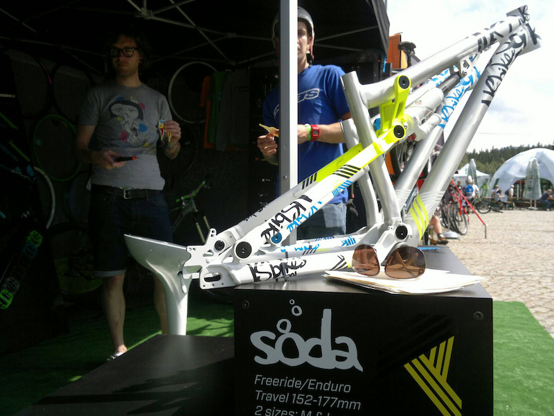 Final prototypes of our 2012 NS Bikes Soda frames have finally arrived. Those of you who came to XV Lech Bike Festival in Szklarska Poreba Poland have a chance to see these beauties live.