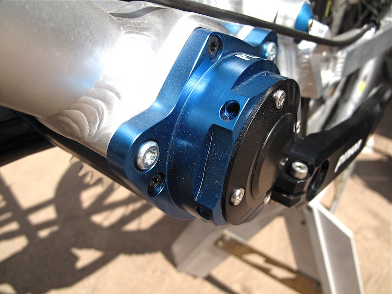 Pinion gearbox on Nicolai
