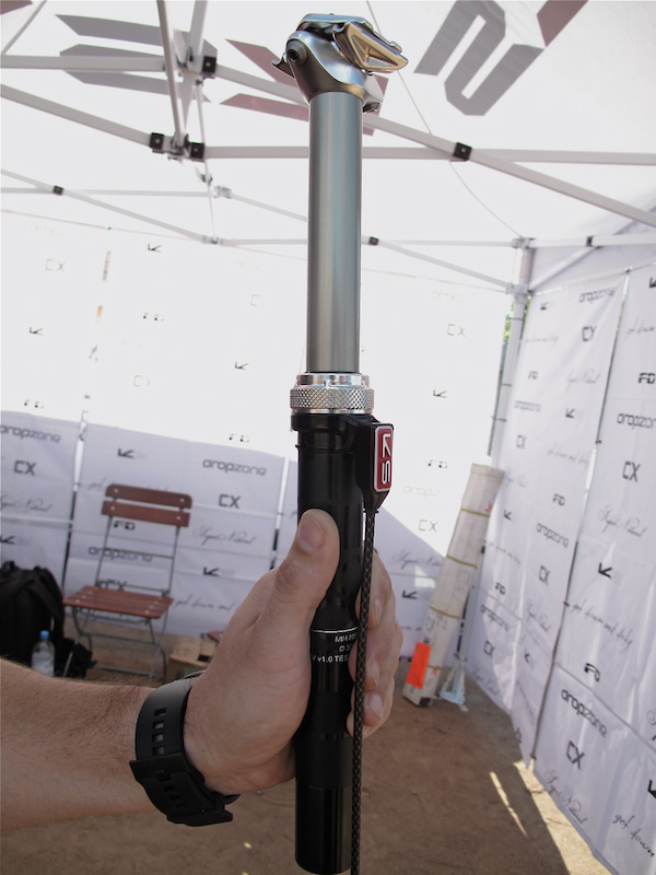 KS Lev seatpost