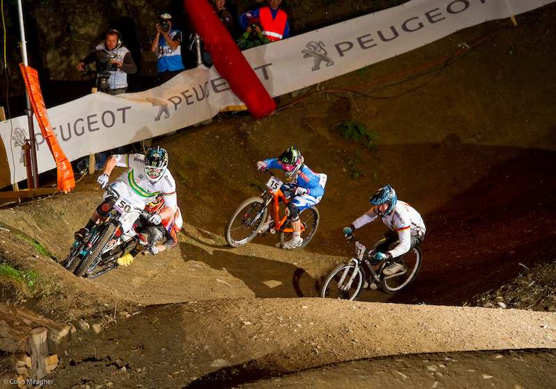 Graves was solid early on but in the big final a collision and a front flat sealed his fate.