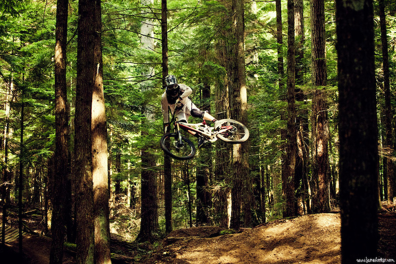 Moto whips have become a bit of a phenomenon Jamie shows us what his is all about.