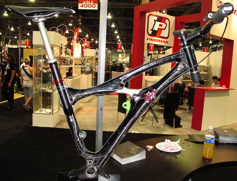 Interbike 2011 picture - KS LEV Integra