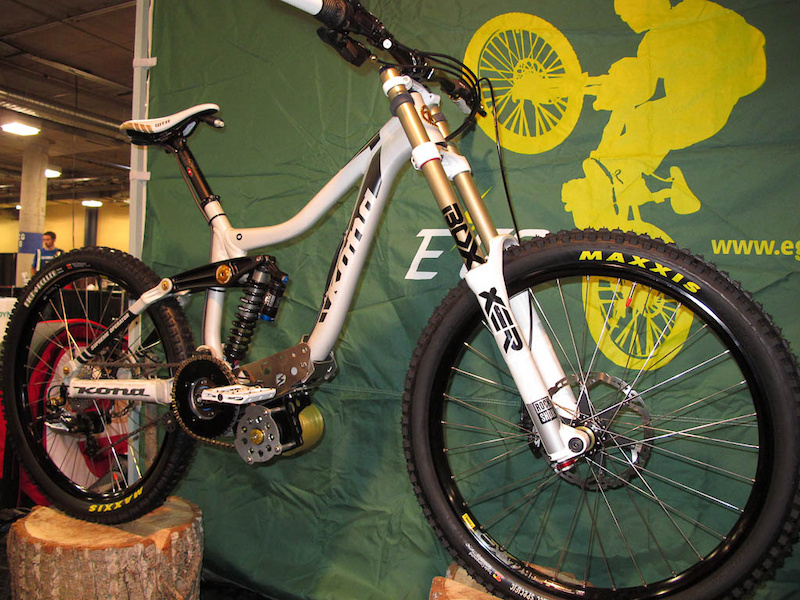 Interbike 2011 picture - EGO Kits